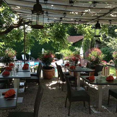 Les Clos De 2* Chaponost
