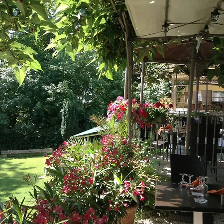 Hotel Les Clos De 2*